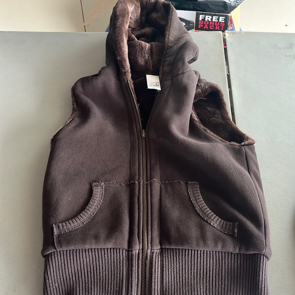 Old navy vest